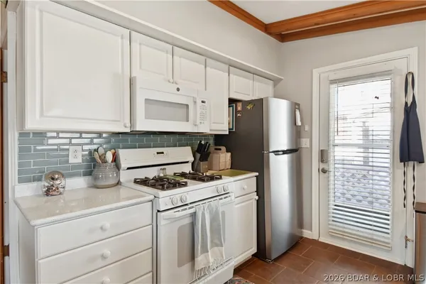 $610,000 | 44 Oasis Point, Camdenton, MO 65020