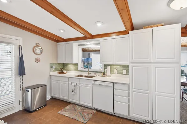 $610,000 | 44 Oasis Point, Camdenton, MO 65020