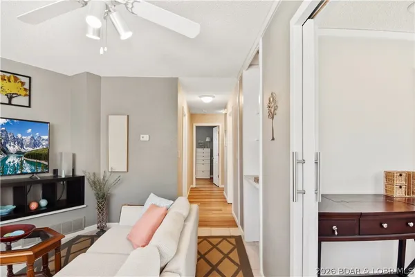 $610,000 | 44 Oasis Point, Camdenton, MO 65020