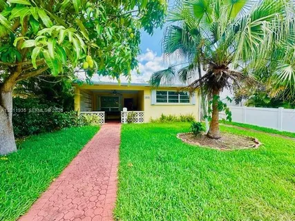 $650,000 | 1551 Tyler Street, Hollywood, FL 33020