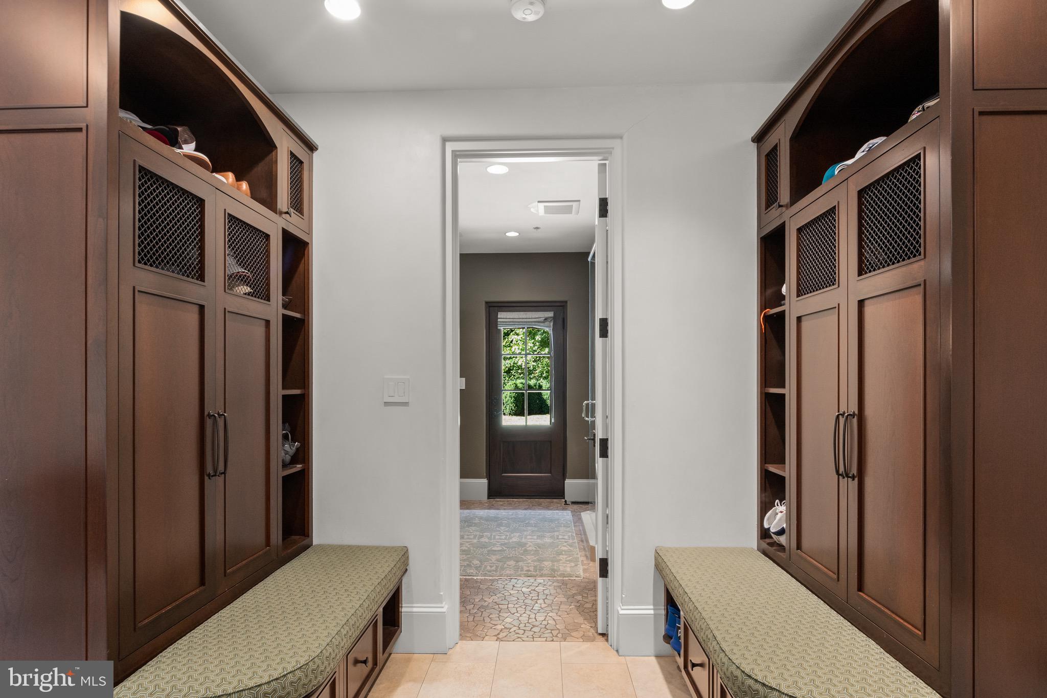 6909 Armat Drive Bethesda, MD 20817 - Photo 28 of 73 Mudroom