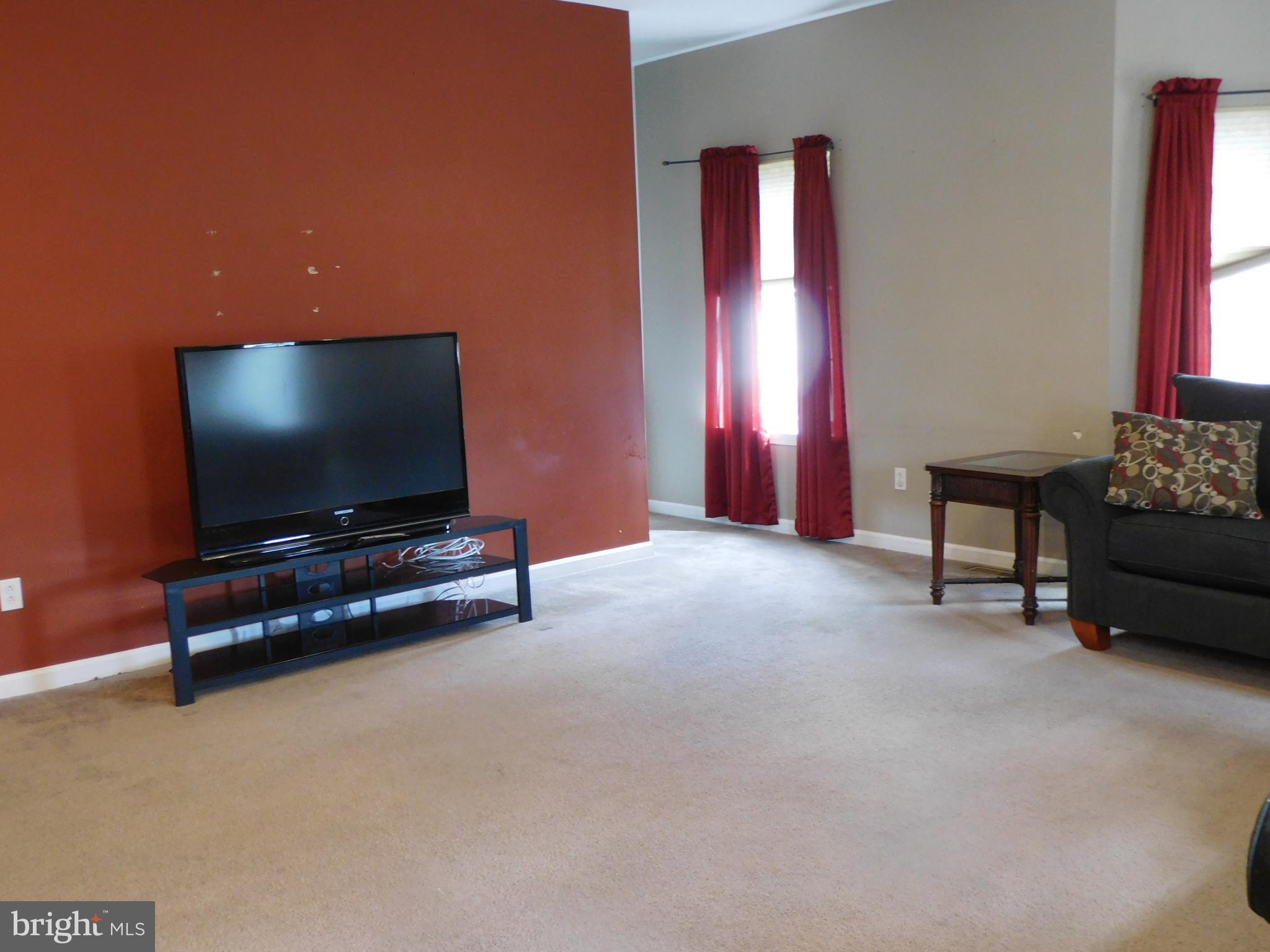 10 Turtle Court, Unit 10 Delanco, NJ 08075 - Photo 11 of 45 living room