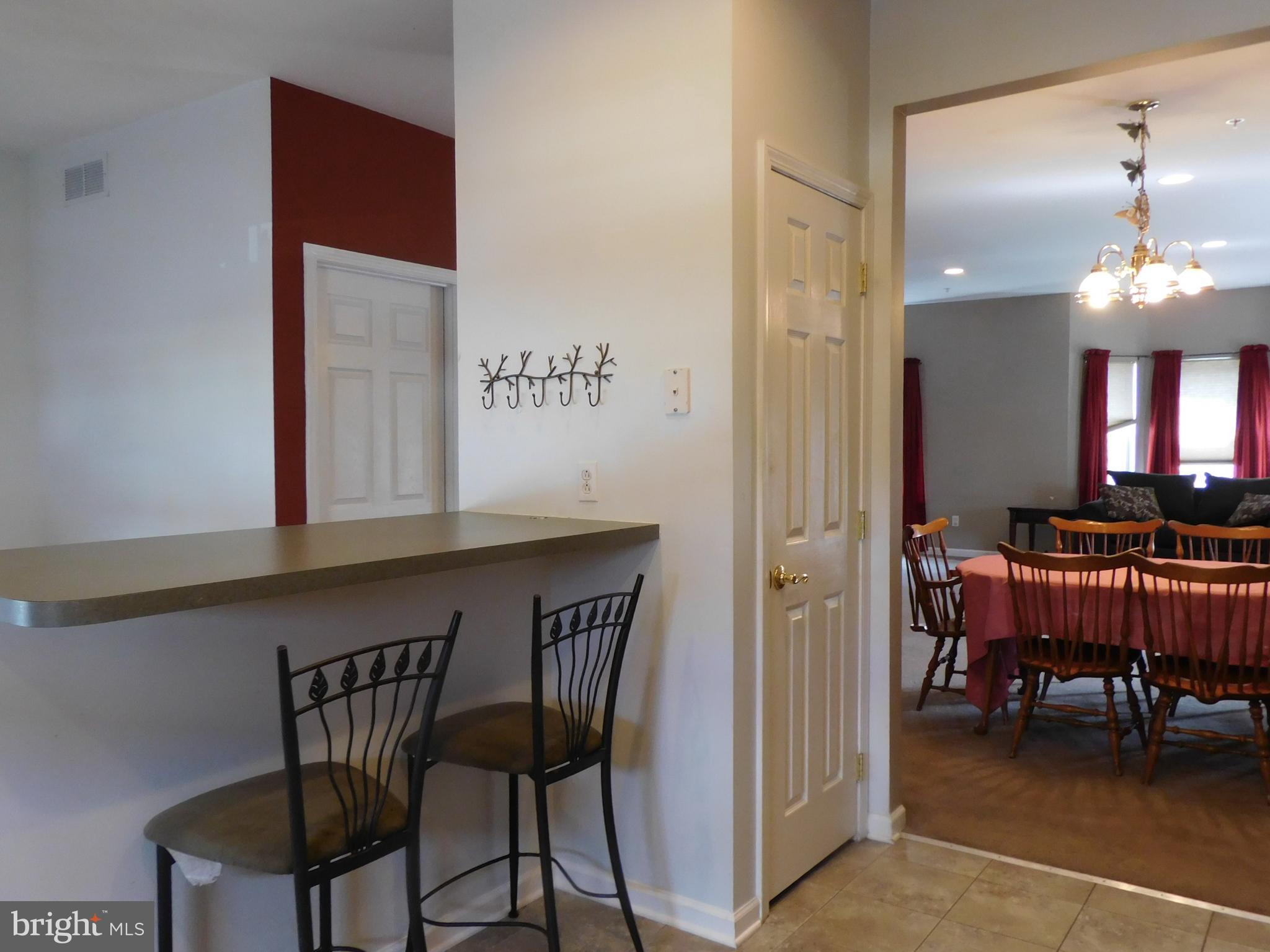 10 Turtle Court, Unit 10 Delanco, NJ 08075 - Photo 19 of 45 Bar in Kitchen