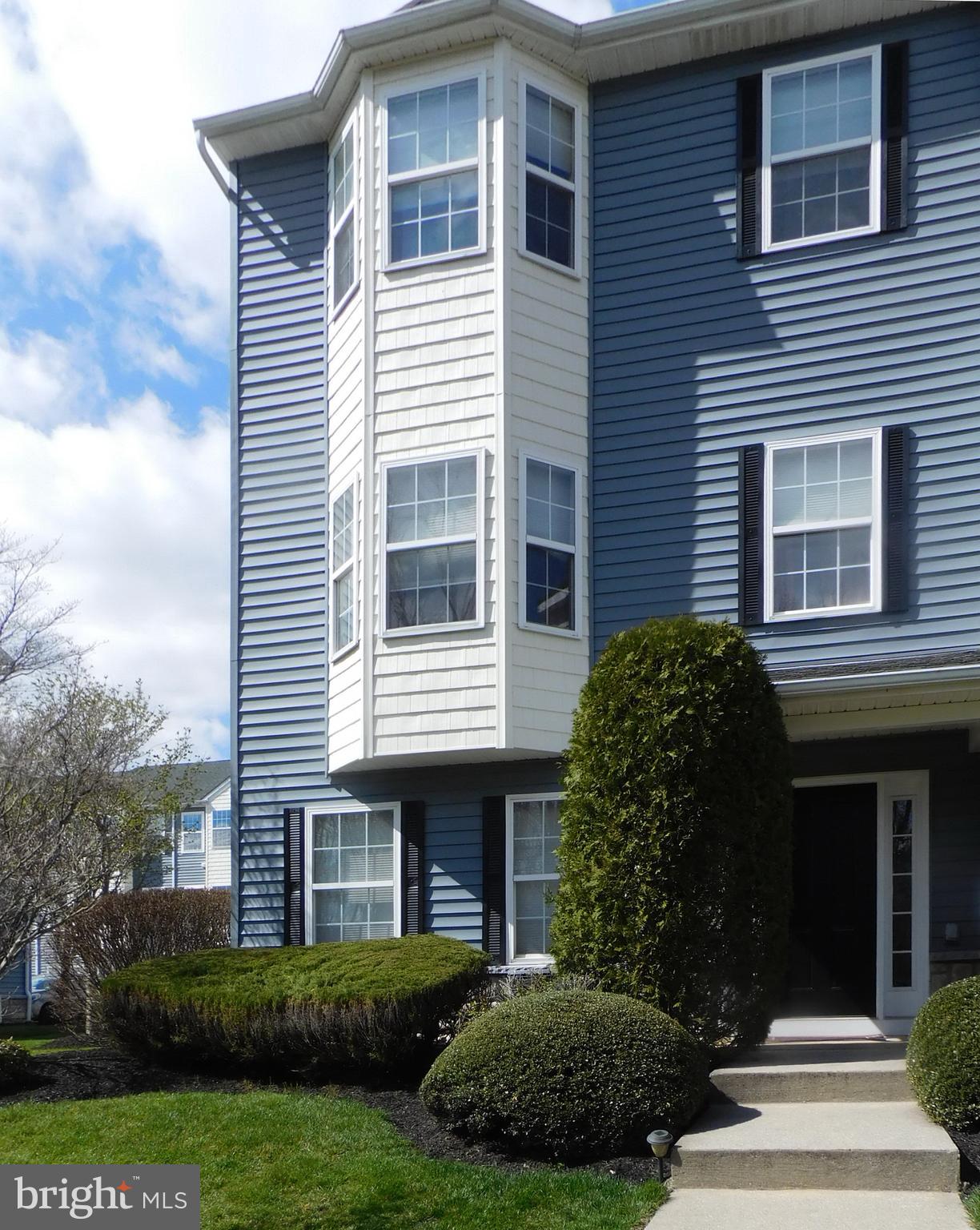 10 Turtle Court, Unit 10 Delanco, NJ 08075 - Photo 2 of 45 Exterior of home.