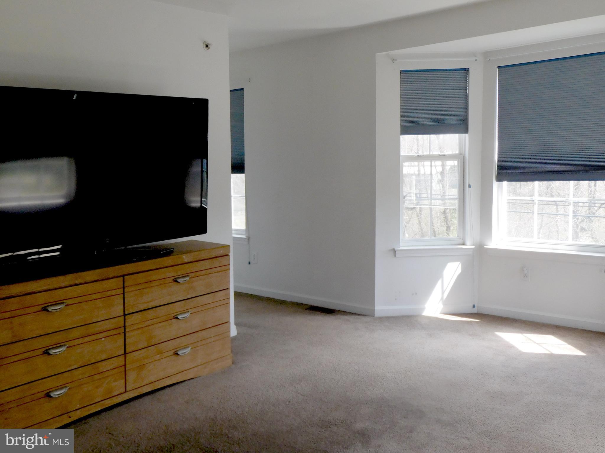 10 Turtle Court, Unit 10 Delanco, NJ 08075 - Photo 25 of 45 Master bedroom