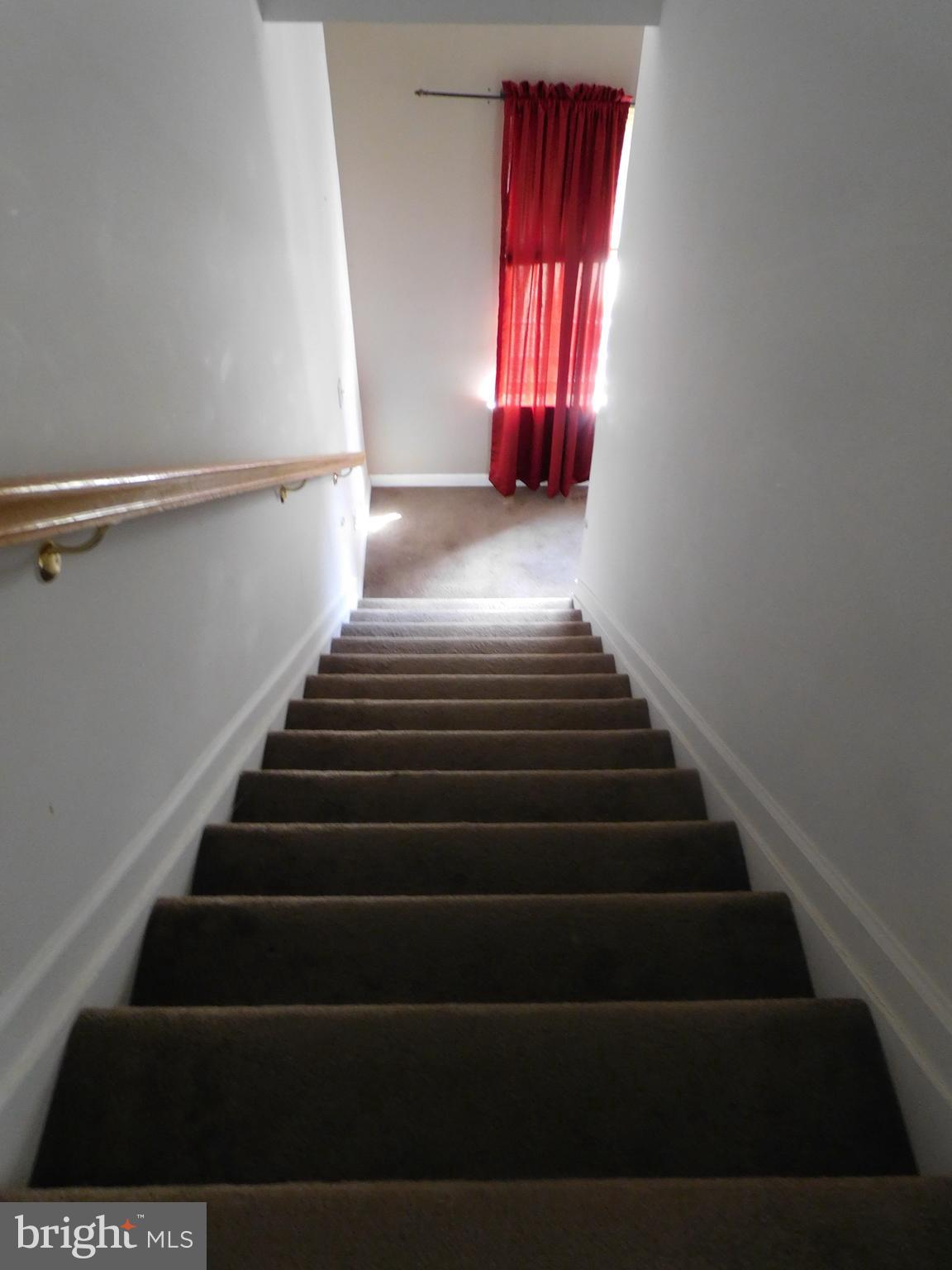 10 Turtle Court, Unit 10 Delanco, NJ 08075 - Photo 37 of 45 Stairs to level 2