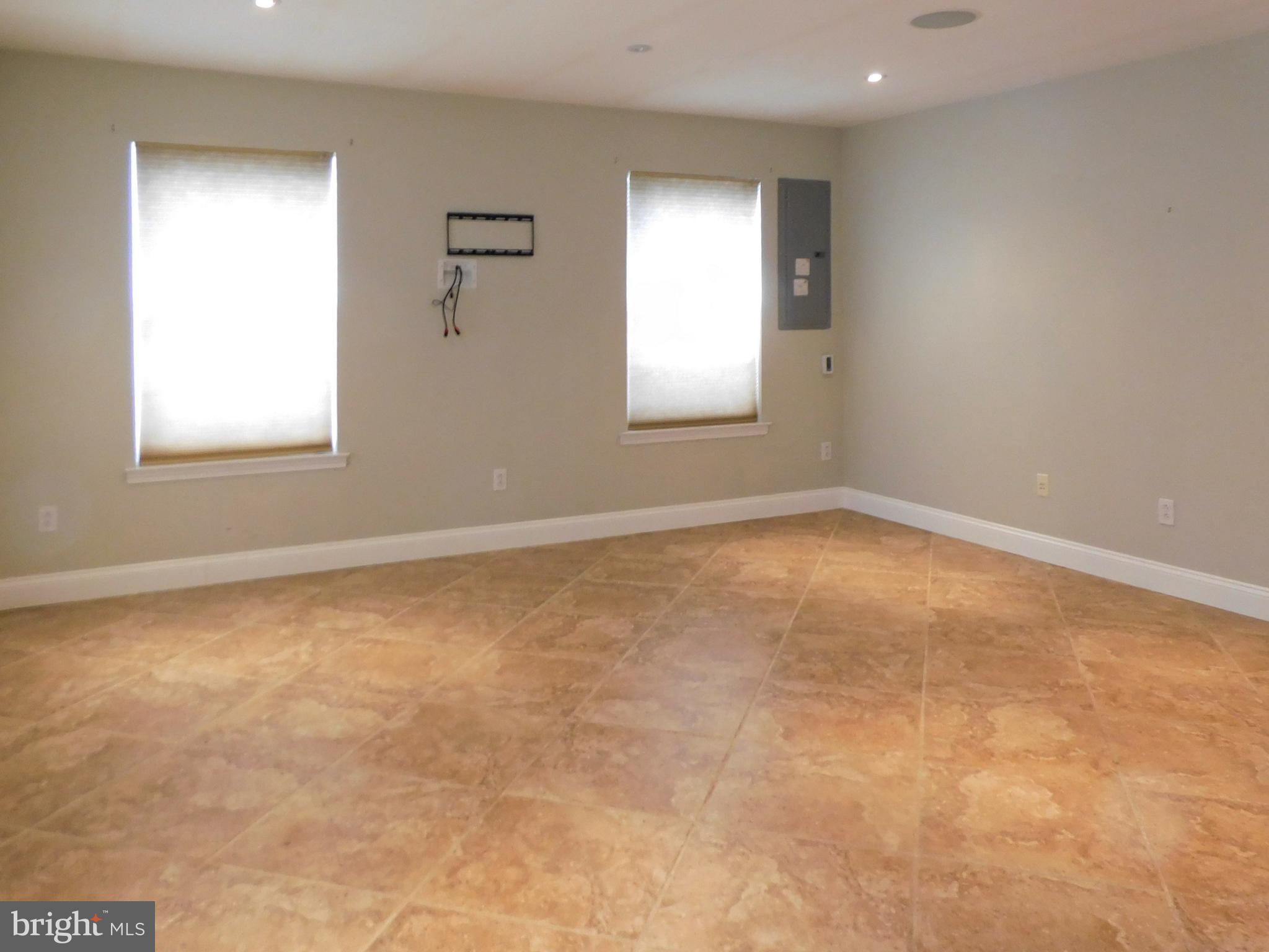 10 Turtle Court, Unit 10 Delanco, NJ 08075 - Photo 41 of 45 1st flr bonus room
