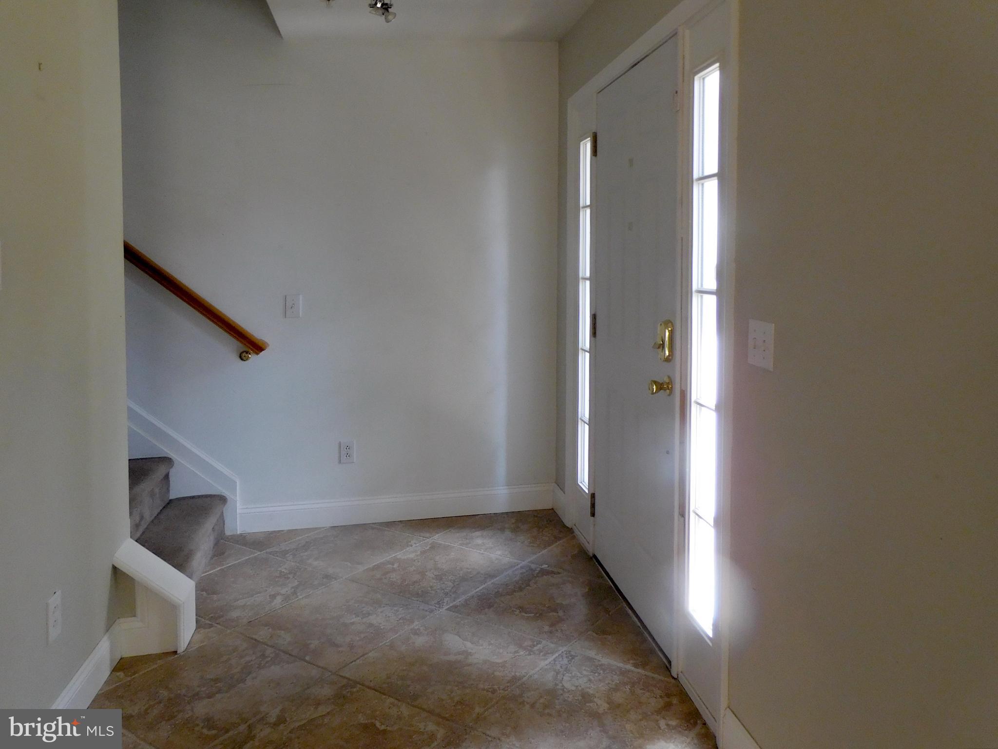 10 Turtle Court, Unit 10 Delanco, NJ 08075 - Photo 7 of 45 Entrance at front door to stairs for 2nd level