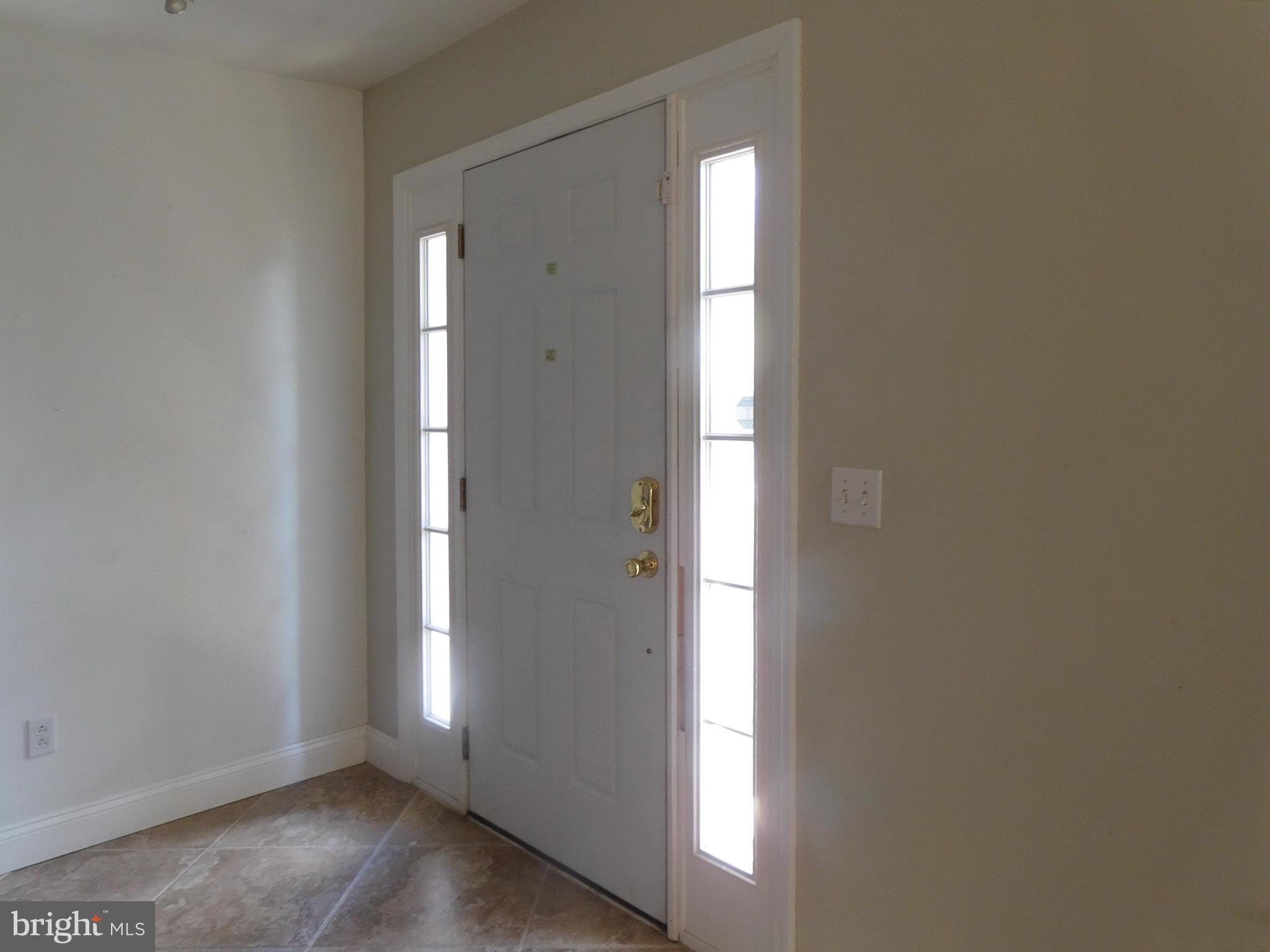 10 Turtle Court, Unit 10 Delanco, NJ 08075 - Photo 8 of 45 Front door entrance