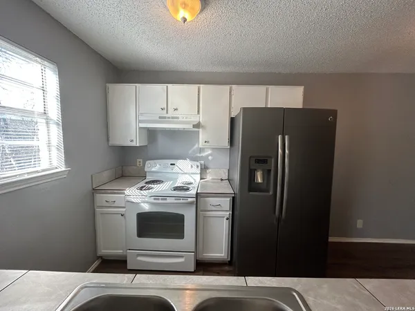 $750 | 518 Briggs Avenue, Unit 401, San Antonio, TX 78211