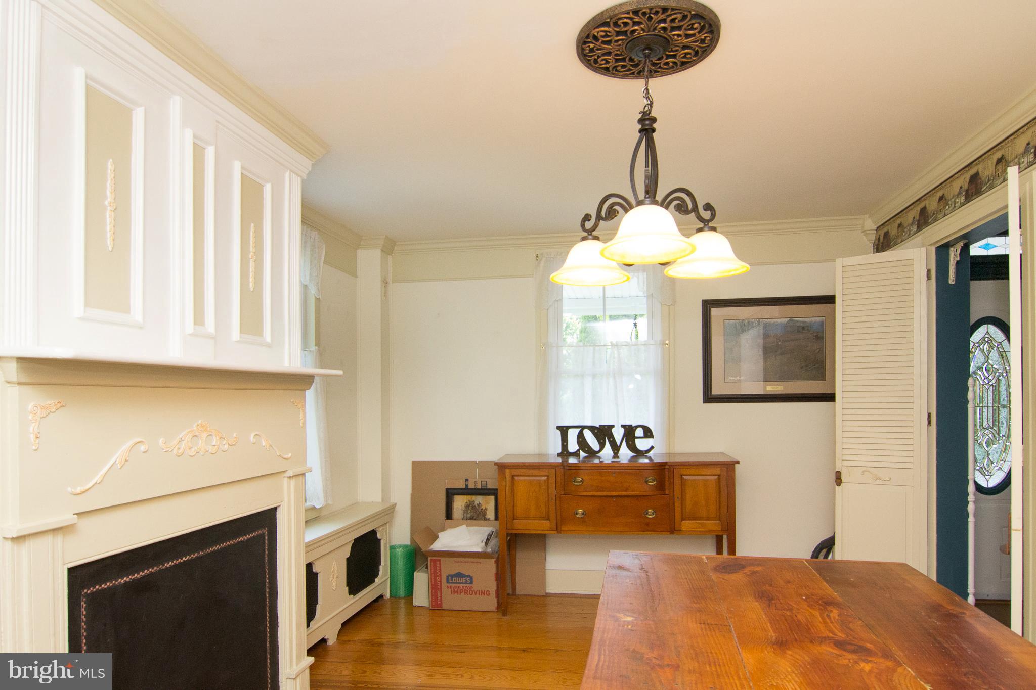21 Pleasant Valley Road Westminster, MD 21158 - Photo 4 of 23 Dining Room