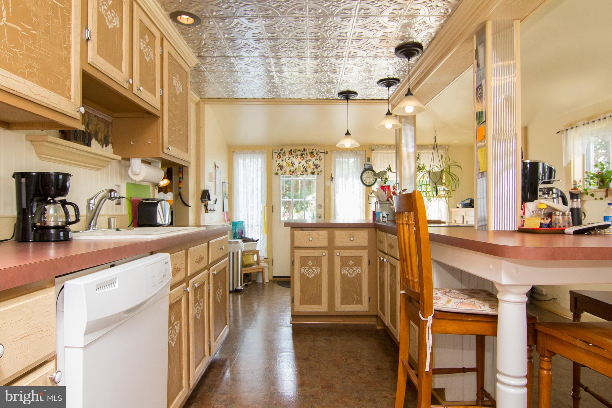 21 Pleasant Valley Road Westminster, MD 21158 - Photo 6 of 23 Kitchen