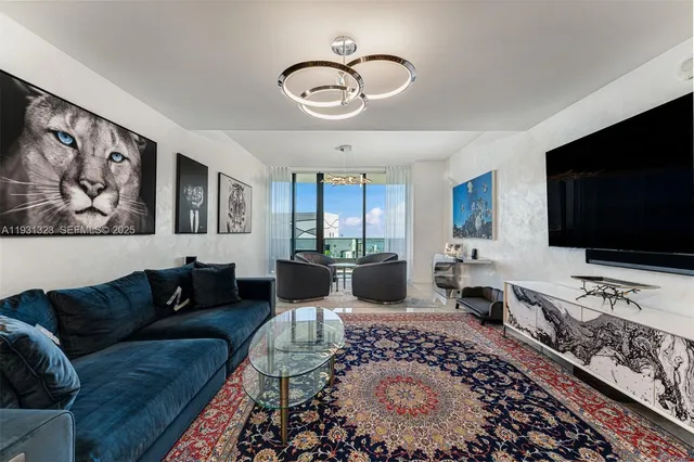 $18,500 | 1000 Brickell Plaza, Unit PH5203, Miami, FL 33131