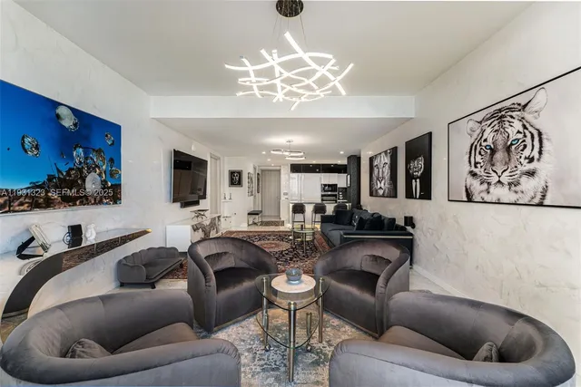 $18,500 | 1000 Brickell Plaza, Unit PH5203, Miami, FL 33131