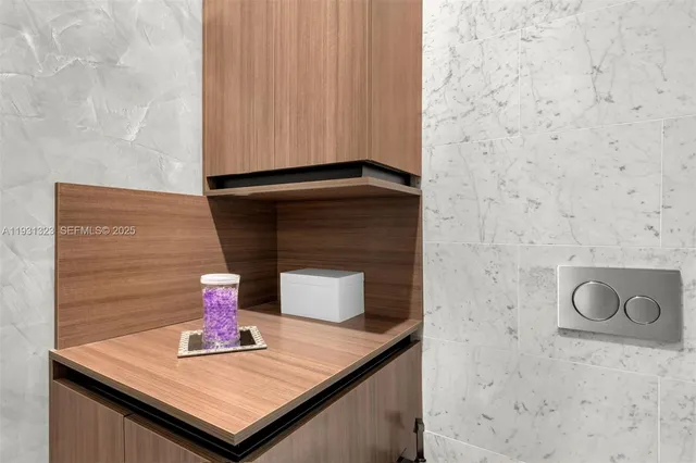 $18,500 | 1000 Brickell Plaza, Unit PH5203, Miami, FL 33131