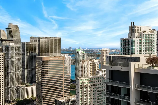 $18,500 | 1000 Brickell Plaza, Unit PH5203, Miami, FL 33131