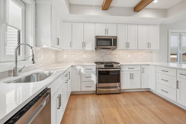 $6,000 | 239 Henry Street, Unit 3, Stamford, CT 06902