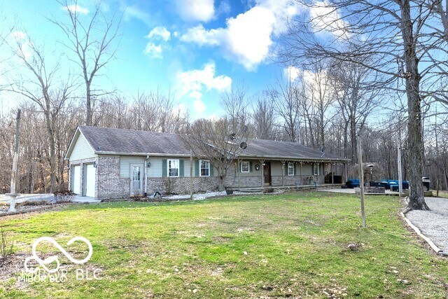 3423 South Keller Road Crawfordsville, IN 47933 - Photo 1 of 52