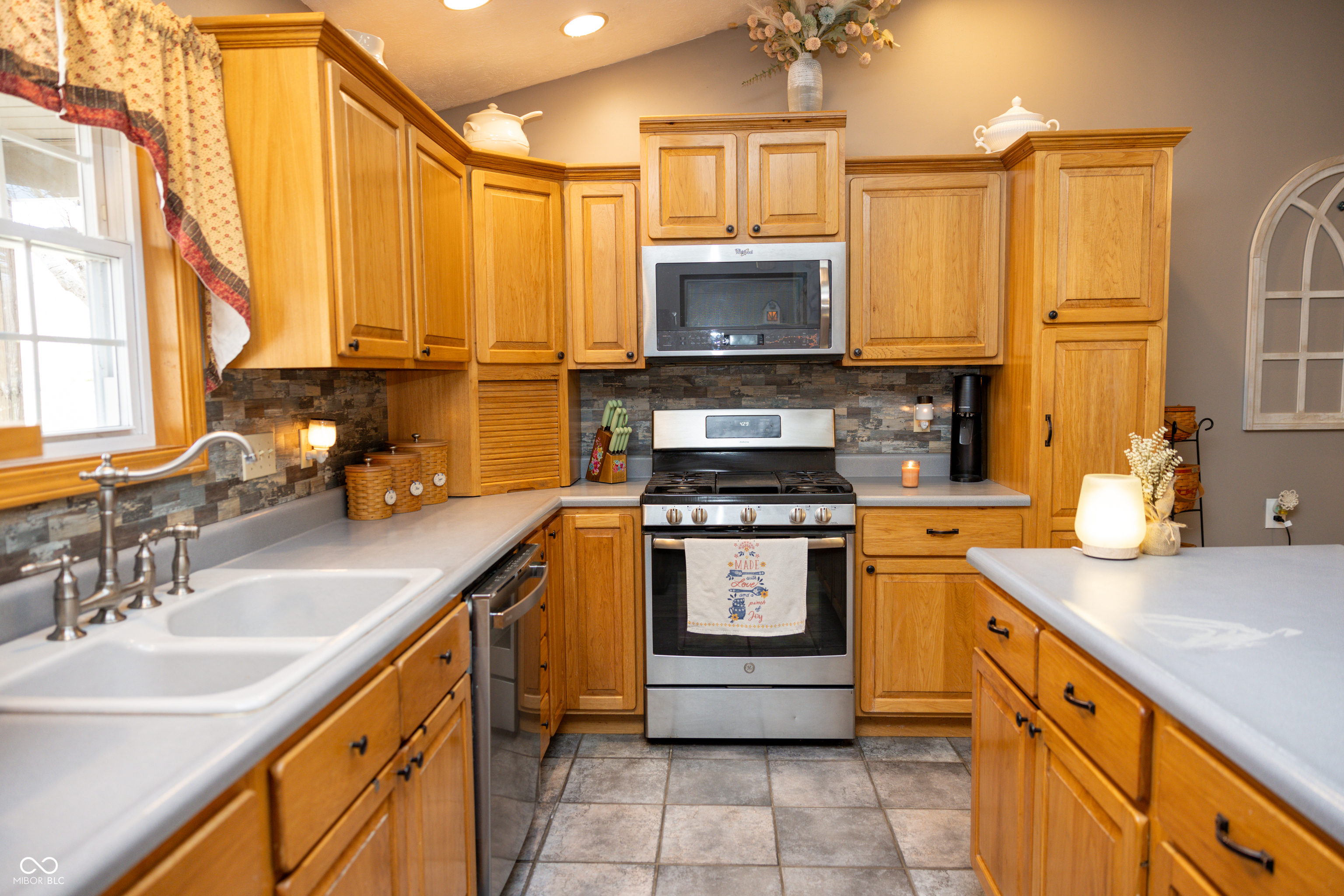 3423 South Keller Road Crawfordsville, IN 47933 - Photo 9 of 52