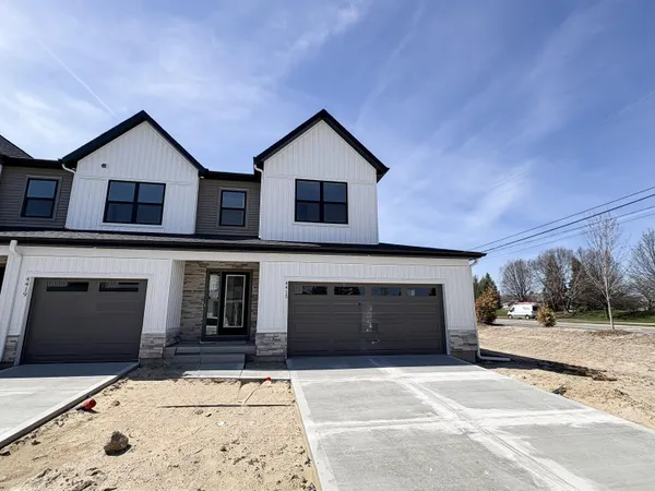 $359,500 | 4415 Trillium Court Southeast, Grand Rapids, MI 49512