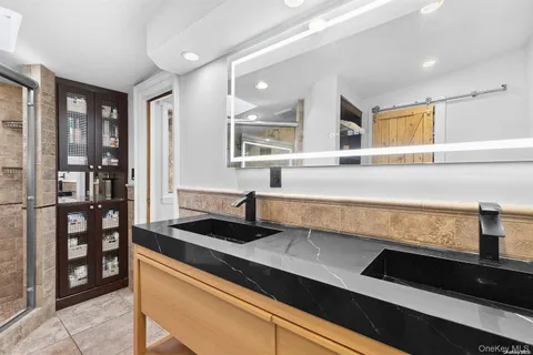 $1,375,000 | 131 Oakside Drive, Smithtown, NY 11787