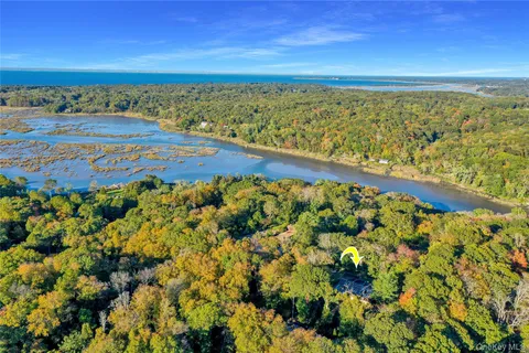 $1,375,000 | 131 Oakside Drive, Smithtown, NY 11787