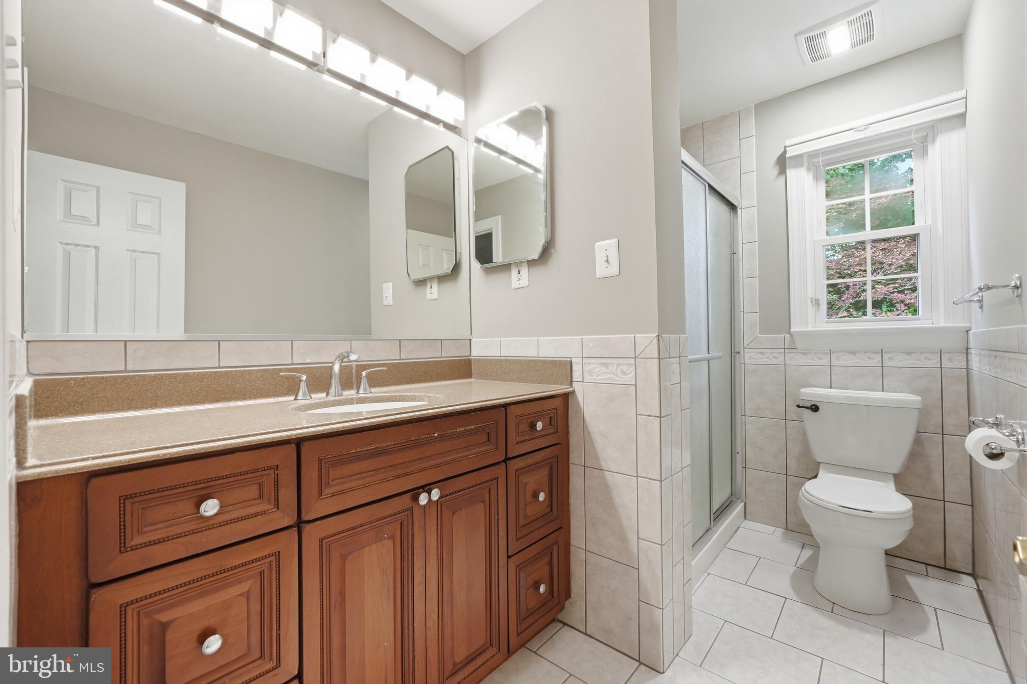 13316 Old Forge Road Silver Spring, MD 20904 - Photo 28 of 58 Primary Bath