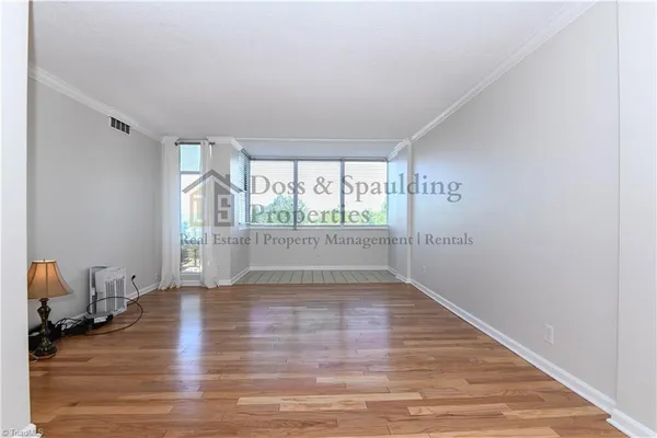 $1,650 | 1101 North Elm Street, Unit 305, Greensboro, NC 27401