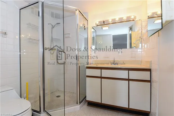 $1,650 | 1101 North Elm Street, Unit 305, Greensboro, NC 27401