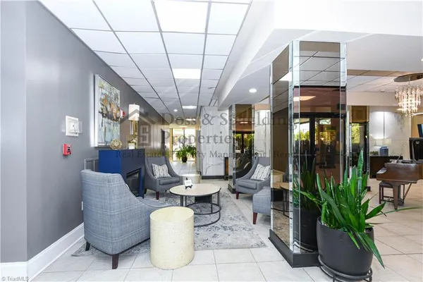 $1,650 | 1101 North Elm Street, Unit 305, Greensboro, NC 27401