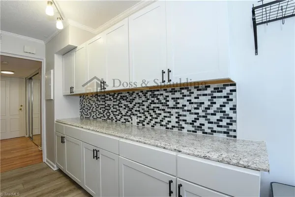 $1,650 | 1101 North Elm Street, Unit 305, Greensboro, NC 27401