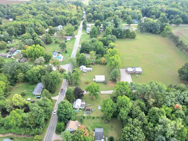 $173,500 | 53690 Parkville Road, Three Rivers, MI 49093