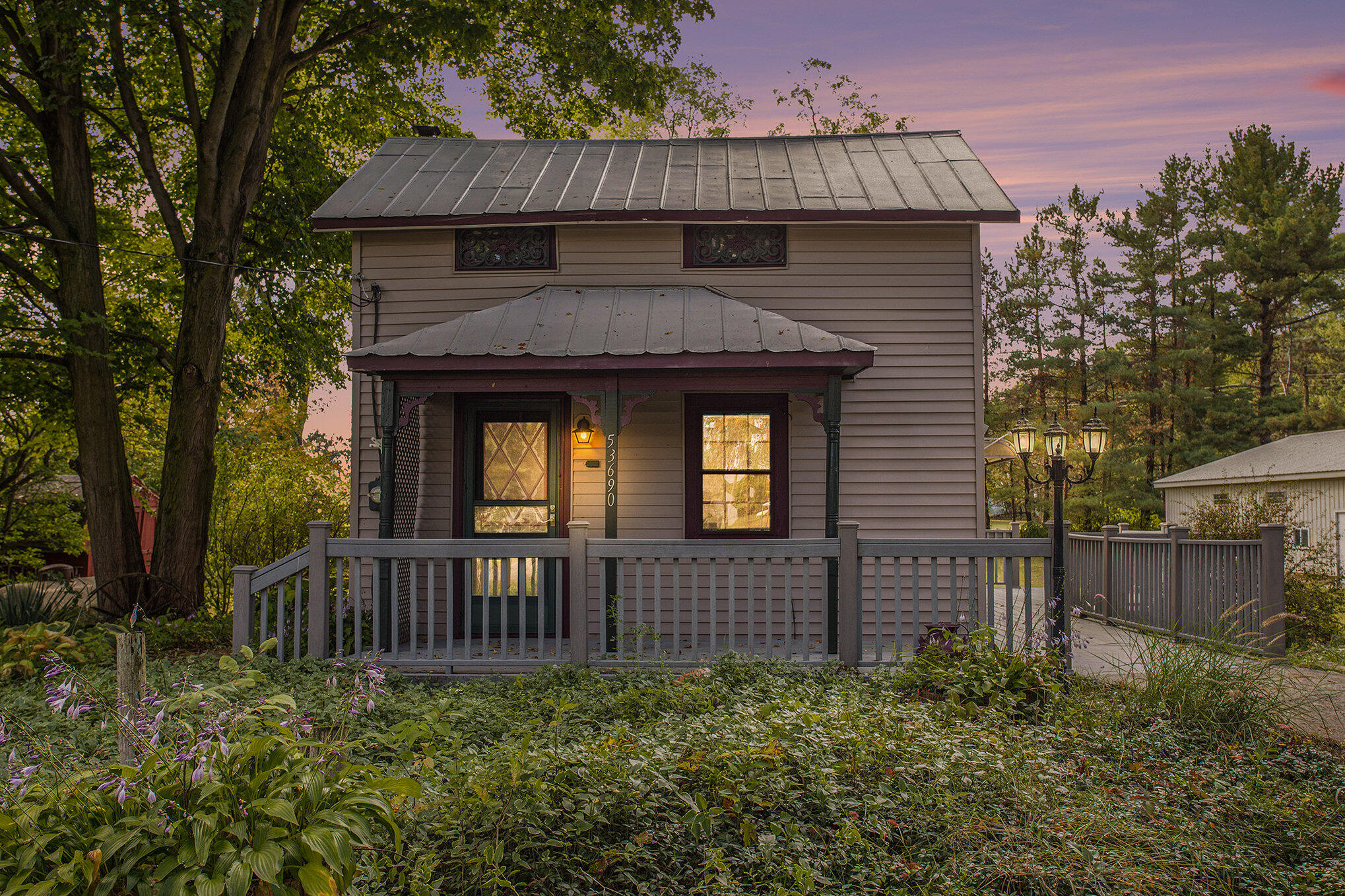 53690 Parkville Road Three Rivers, MI 49093 - Photo 4 of 37 001__mg_5730.jpg-twilight_376