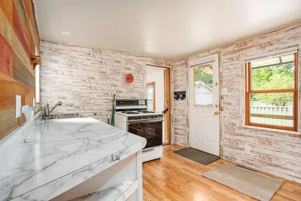 $173,500 | 53690 Parkville Road, Three Rivers, MI 49093