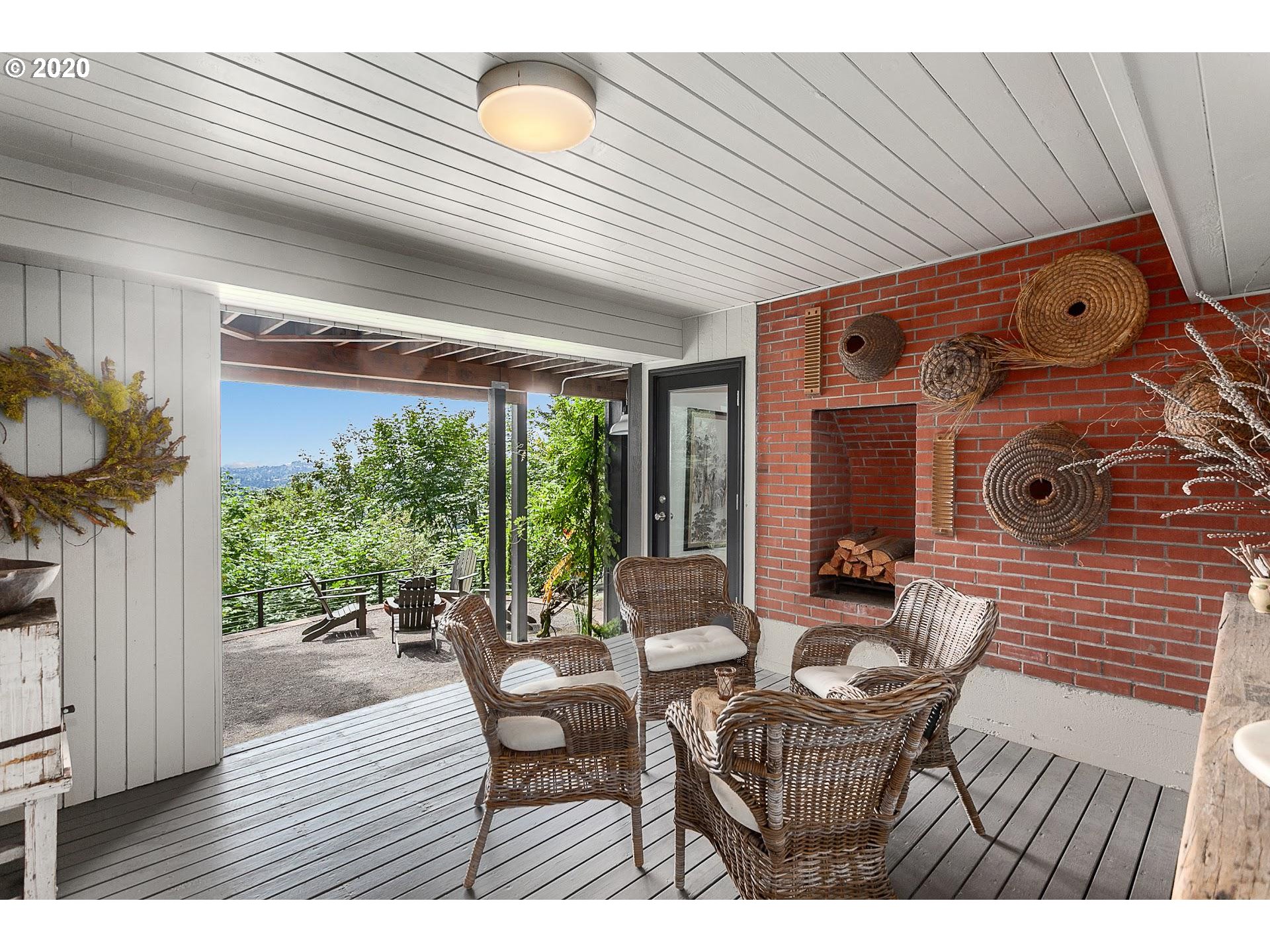 4155 Southwest Agate Lane Portland, OR 97239 - Photo 27 of 32 a outdoor space with furniture