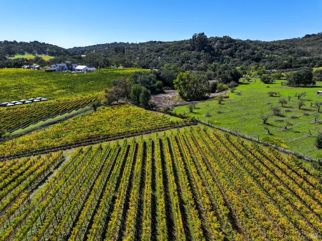 $1,750,000 | 2060 Hagen Road, Napa, CA 94558