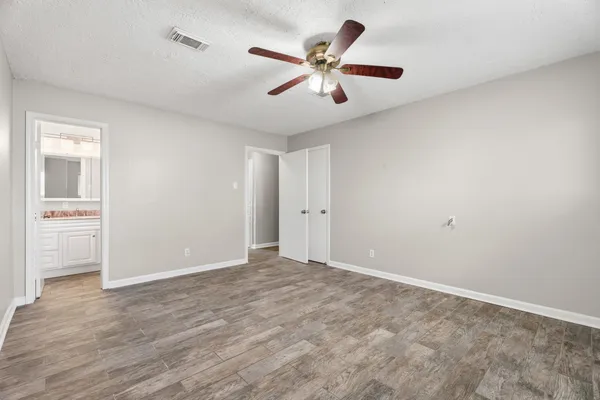 $2,320 | 3214 White Sail, League City, TX 77573