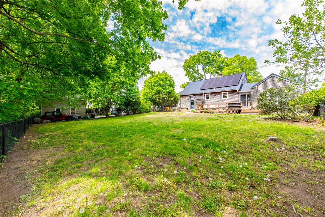 75 Knotty Oak Road Coventry, RI 02816 - Photo 12 of 48