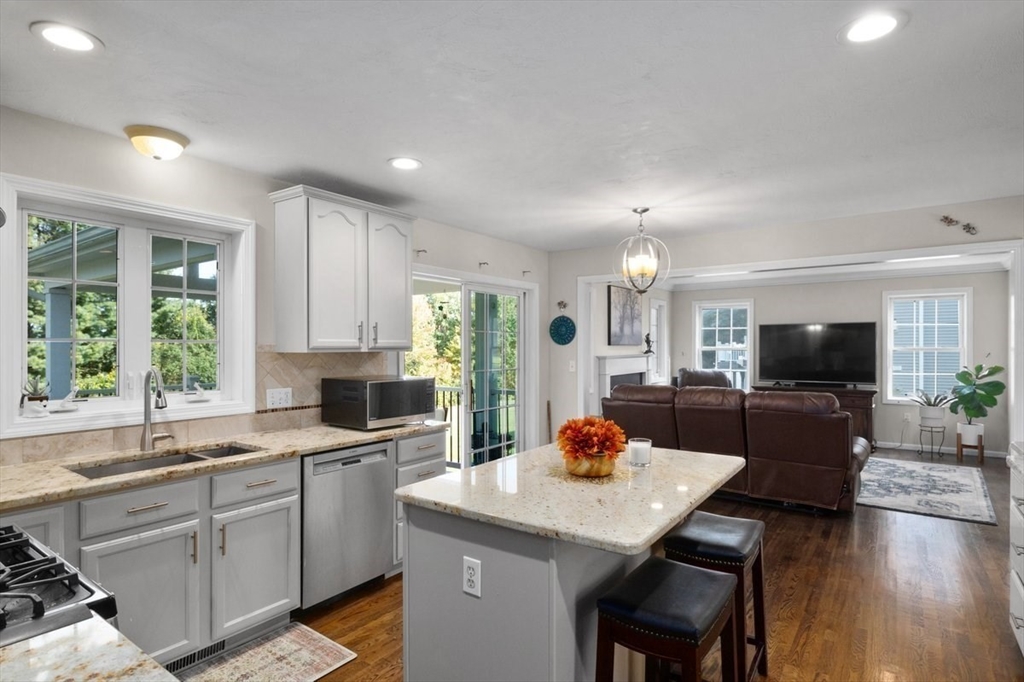 25 Mary Jane Road Franklin, MA 02038 - Photo 12 of 42 Gallery Image 12