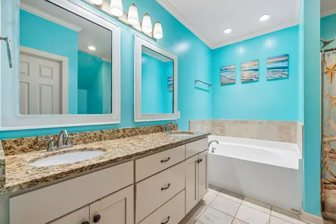 $560,000 | 592 Twin Oak Drive, Murfreesboro, TN 37130