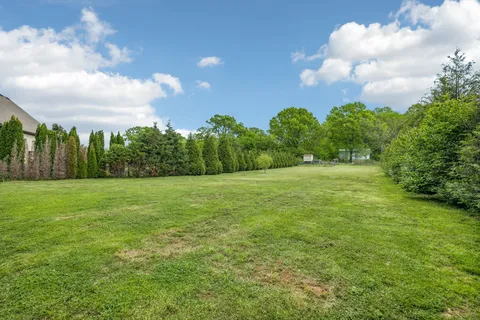 $560,000 | 592 Twin Oak Drive, Murfreesboro, TN 37130