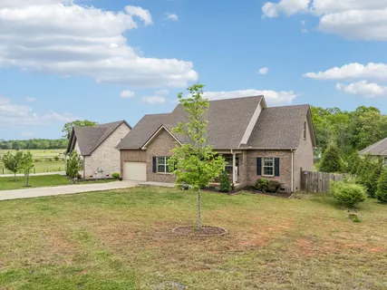 $560,000 | 592 Twin Oak Drive, Murfreesboro, TN 37130