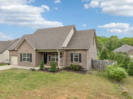 $560,000 | 592 Twin Oak Drive, Murfreesboro, TN 37130