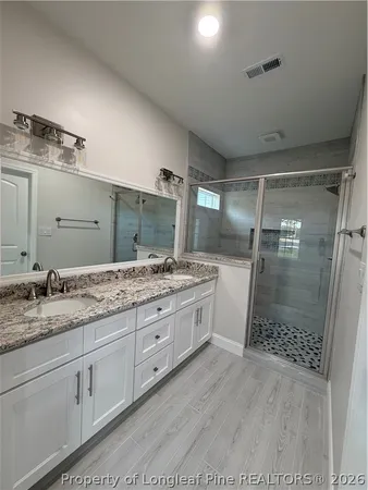 $279,000 | 469 East Poplar Street, Bladenboro, NC 28320