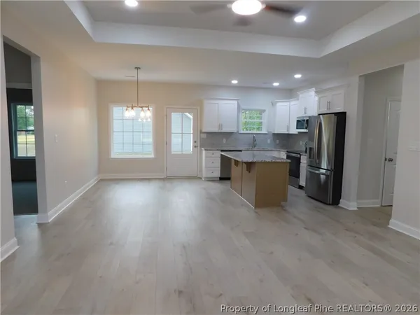 $279,000 | 469 East Poplar Street, Bladenboro, NC 28320