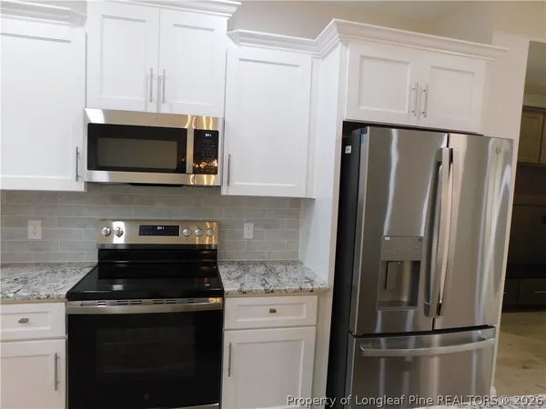 $279,000 | 469 East Poplar Street, Bladenboro, NC 28320