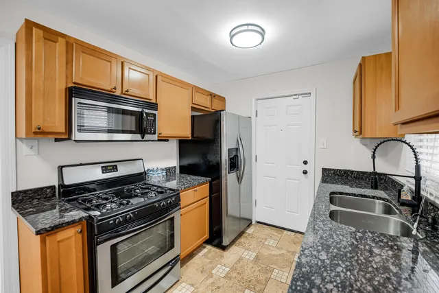 $249,900 | 8458 South Vernon Avenue, Chicago, IL 60619