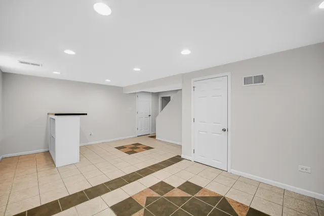 $249,900 | 8458 South Vernon Avenue, Chicago, IL 60619