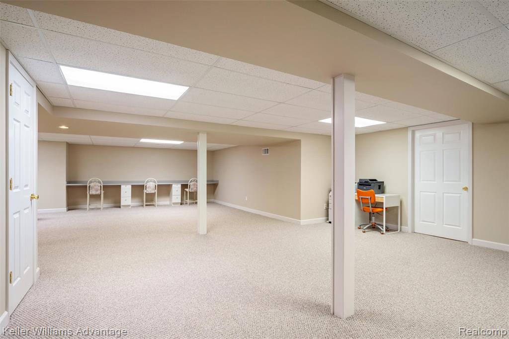 2850 Santia Road Troy, MI 48085 - Photo 42 of 62 Gallery Image 42