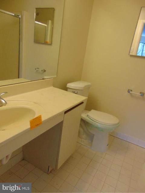19030 Mills Choice Road, Unit 4 Gaithersburg, MD 20886 - Photo 11 of 11 Bath (Master)